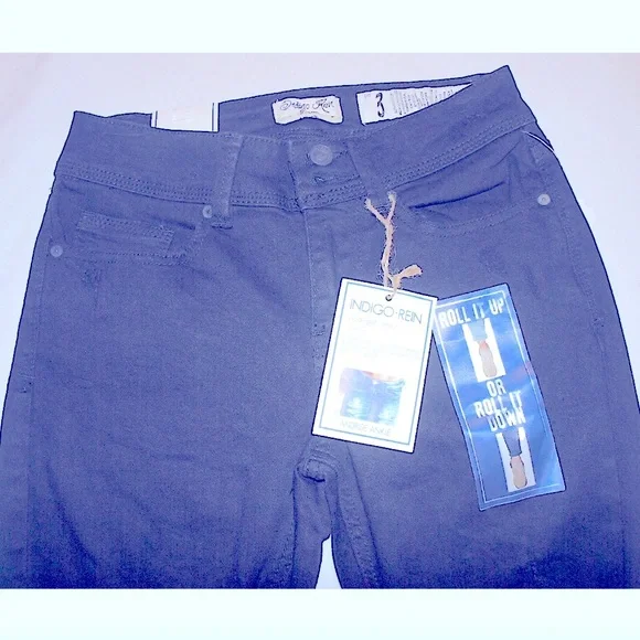 $7 sale Indigo Rein MID-RISE jeans size 3 - Picture 7 of 11